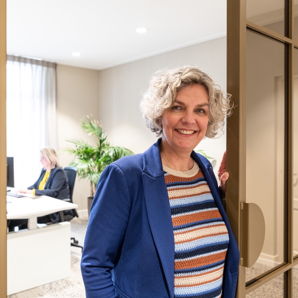 Lodiers-en-partners-Karin-aan-het-werk-116