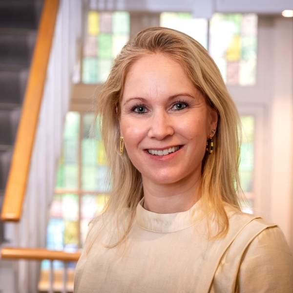 323-2026-Ivonne-Kramer-001