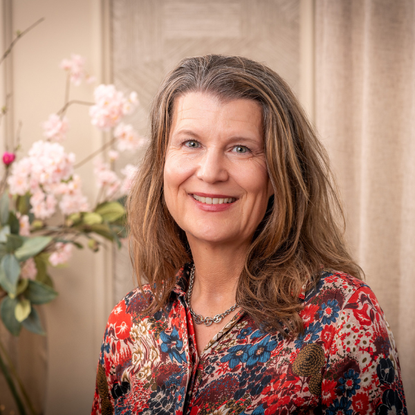 Lodiers-en-parnters-personeel-helen-schults Lodiers-en-parnters-personeel-helen-schults