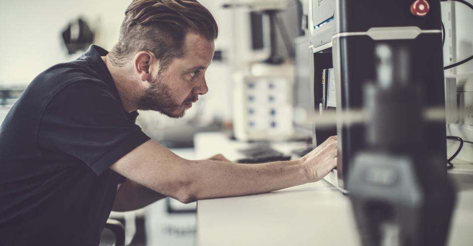 Lab-Imagery---Defense_Element-Cambridge-Situ_67_8008 Lab-Imagery---Defense_Element-Cambridge-Situ_67_8008